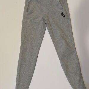 Nike Sportswear Tech Fleece Joggers Men’s XS Heather Grey Streetwear